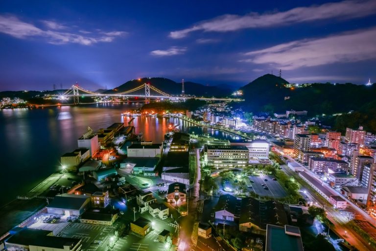 Mojiko Retro Observation Room Couple Seat