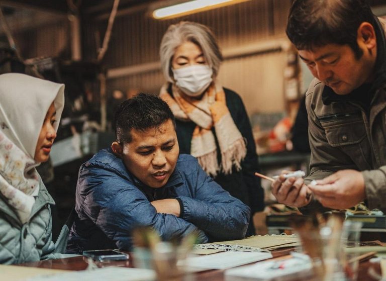 Explore Kurashiki with Design Class