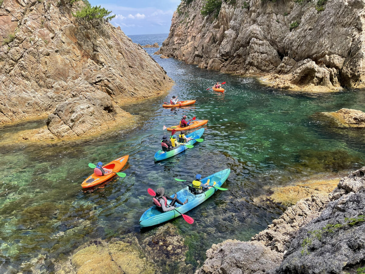Sea Kayaking Experience at the San’in Kaigan Geopark