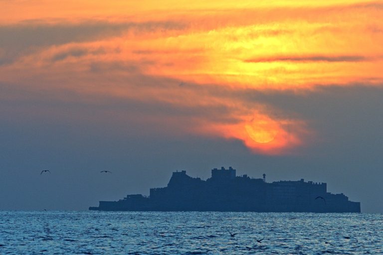 Gunkanjima (Battleship Island)