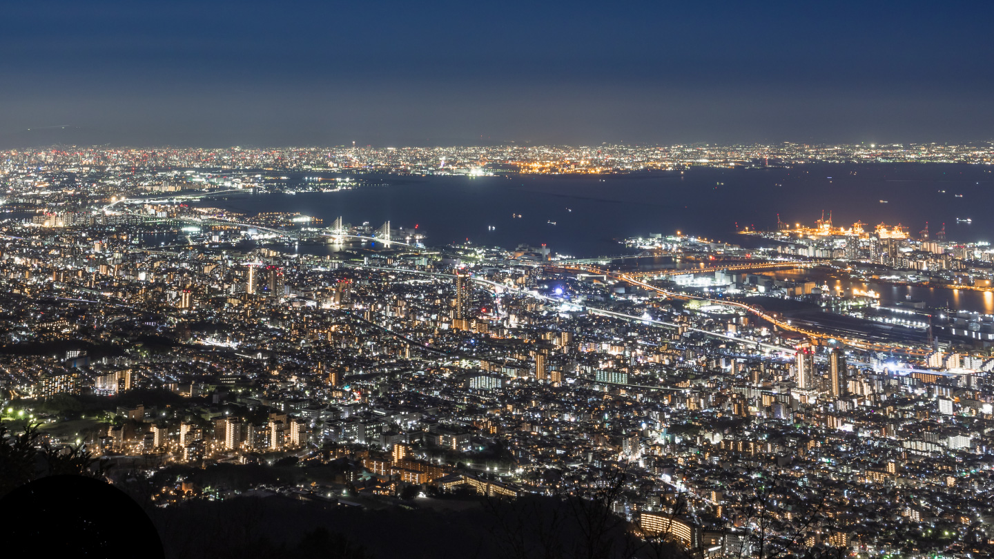 Crossing Western Japan by Shinkansen